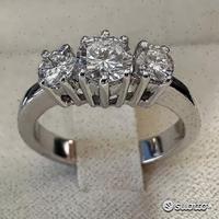 ANELLO TRILOGY IN ORO 18kt. CON DIAMANTI NATURALI