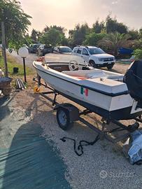 Barca scafo con fuoribordo 25cv