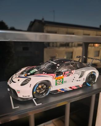 porsche modellino 1/18