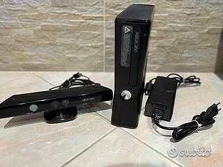 Xbox 360 Slim + Kinect + 2 Controller + 16 Giochi