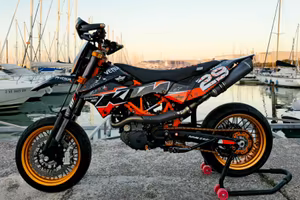 KTM 690 SMC-R