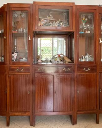 Mobile vetrina in legno di ciliegio stile classico