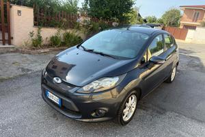 Ford Fiesta 1.4 5 porte Bz.- GPL Titanium