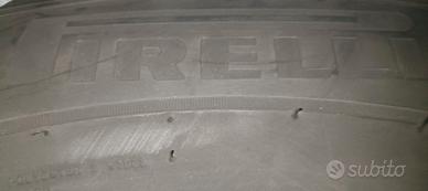 Gomme per furgone camioncino