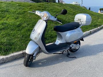 VESPA 50