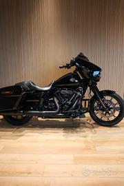 Harley-davidson FLHX Street Glide Special