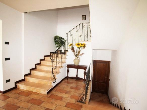 Casa di campagna con terreno - Vista 5