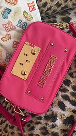 Borsa love Moschino
