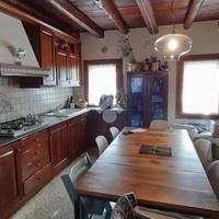CASA SEMINDIPENDENTE A ALTIVOLE