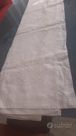 lotto  3  lenzuoli    vintage  ricamati a mano