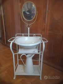 LAVATOIO DA CAMERA, PORTACATINO TRIPODE. VINTAGE.
