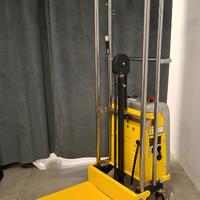 Carrello elevatore elettrico