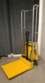 Carrello elevatore elettrico