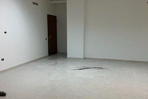 Negozio billivelli di 150 mq con 3 vetrine