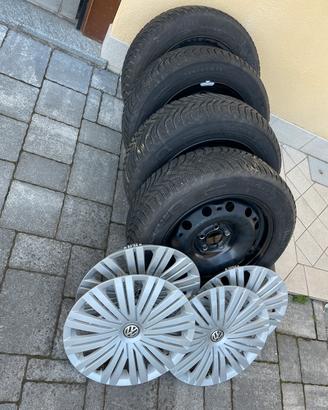 4 Cerchi da 15 + pneumatici invernali Michelin