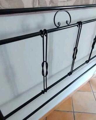 letto in ferro battuto 