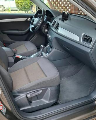 Audi Q3 Business