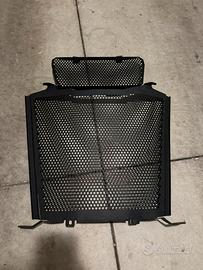 Griglia radiatori+adesivo serbatoio S1000r/Rr/Xr