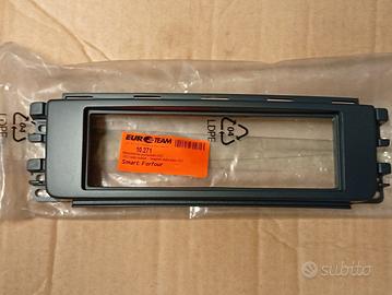 Mascherina autoradio per Smart four four