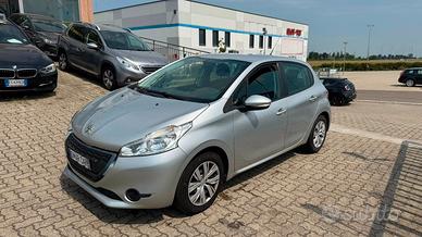 Peugeot 208 1.0 benzina 2015 neop.