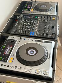 Pioneer CDJ 850 + DJM 800 + Flight case