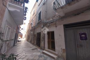 3 LOCALI A BARLETTA