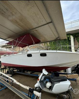 Barca Semicabinato Eugenio Molinari Condor 810