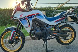 Honda Transalp 750 