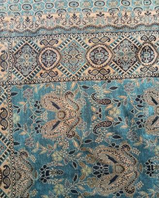 La bellezza della tradizione nei fili del Termeh