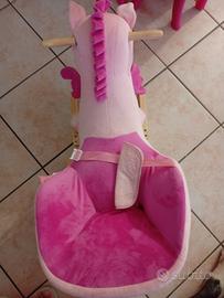 Dondolo unicorno