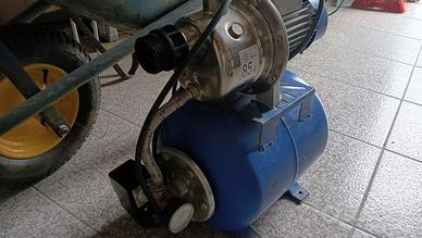 Pompa con vaso espansione e pressostato