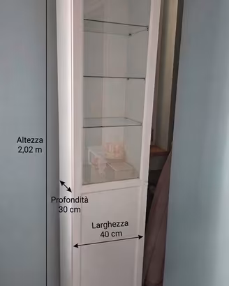 mobile bianco