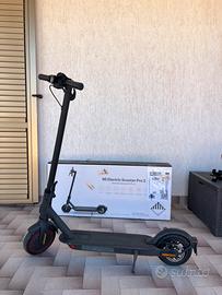 Xiaomi Mi Pro 2 - Monopattino elettrico