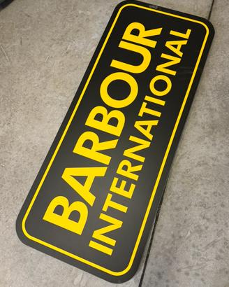 Insegna BARBOUR International