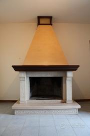 Camino palazzetti con corpo, rivestimento e cappa