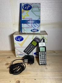 Telefono cellulare NEC G9D+