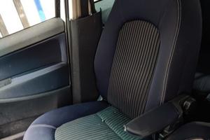 Sedile anteriore dx LANCIA MUSA del 2009