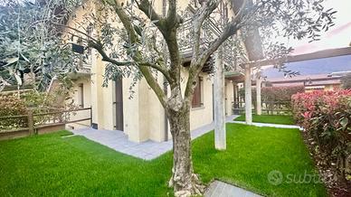 3 LOCALI A CORTE FRANCA