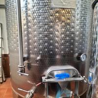  Serbatoio tino acciaio con gruppo frigo