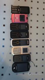Vecchi telefonini non so se funzionano 