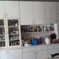 CREDENZA BIANCA + PENSILI CUCINA BIANCHI