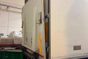 Renault truck premium 