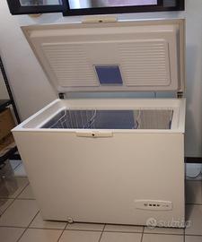 Congelatore freezer a pozzetto Whirlpool