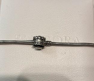 Charm Pandora