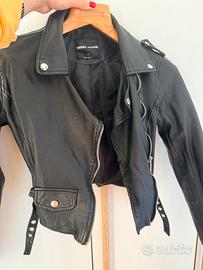 Giacca pelle nera corta