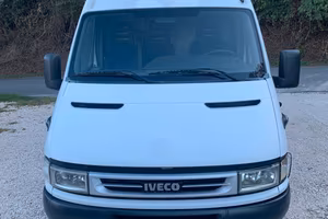 Iveco Daily 29L10 van truck