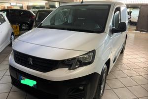 Peugeot partner 1.6 hdi anno 2019 porta laterale