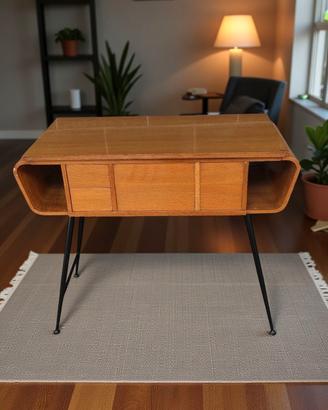 Consolle vintage anni ’60 realizzata da Singer 