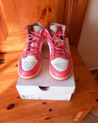 scarpa air Jordan 1mid numero 37.5