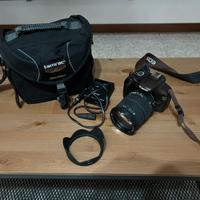 Fotocamera-Canon 1100D+Obiettivo 18-200+Accessori